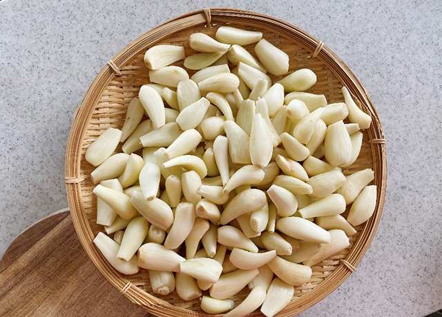 冷蔵庫で乳酸発酵 塩漬けらっきょう の作り方 小暑の二十四節気発酵レシピ Haccola 発酵ライフを楽しむ ハッコラ