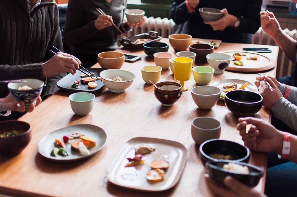 Washoku workshop at MONO JAPAN. Colouful tea cups are from Yuji’s TOKONAME tea family.