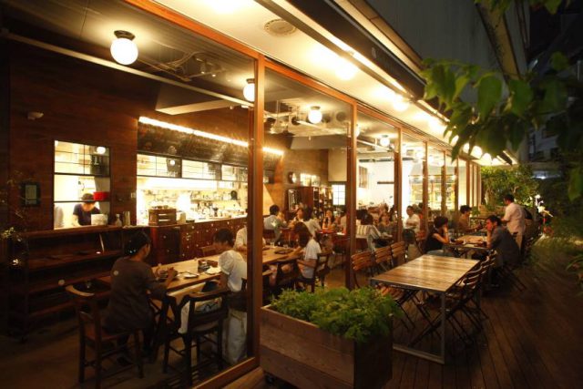 Daylight Kitchen is a well established organic restaurant located close to the heart of Shibuya.