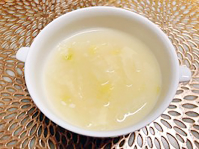 豆乳塩麹と白菜の旨みがじんわり染みる「シンプル白菜スープ」レシピ