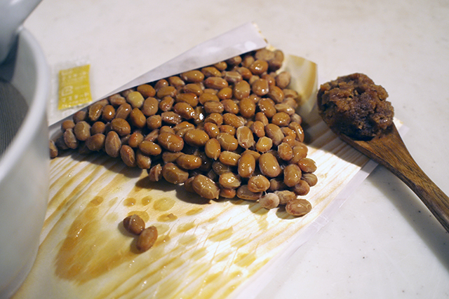 豆の味がそのまま味わえる『おとめ納豆』は、味付けナシでそのまま食べる