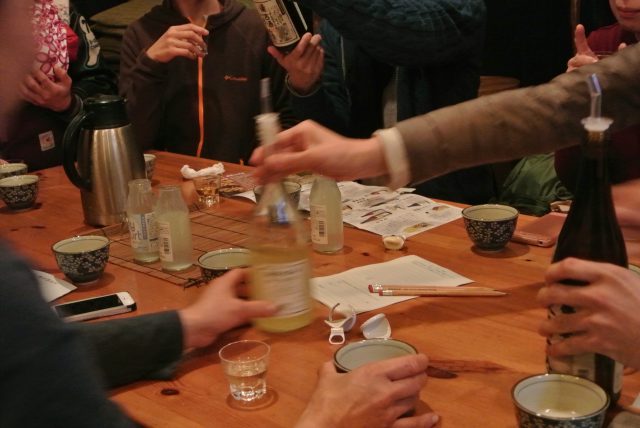 We were also lucky to have a taste of “Shibbota Manma”, the simply squeezed, unfiltered raw sake version of “Gonin Musume”, which is only available as a seasonal limited offer.